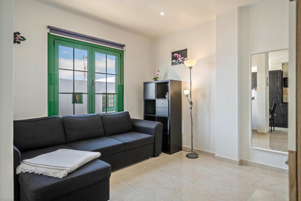 La Casa Del Pueblo Appartamento Playa Blanca  Esterno foto